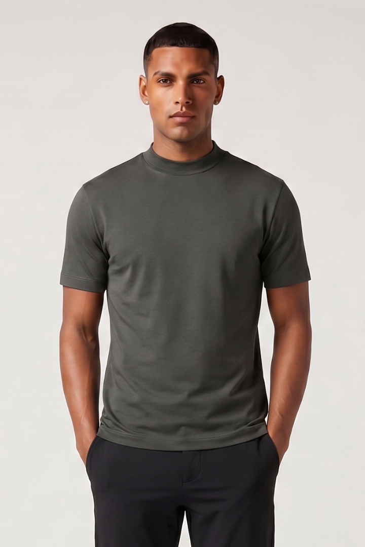 NOURÉ Dark Green T-shirt